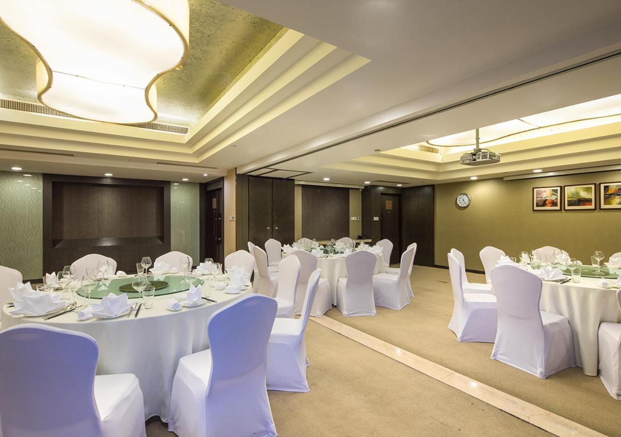 Wyndham Grand Plaza Royale Hangzhou Esterno foto